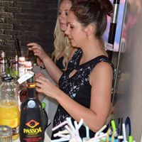 Benidorm_Transfers_cocktail_making